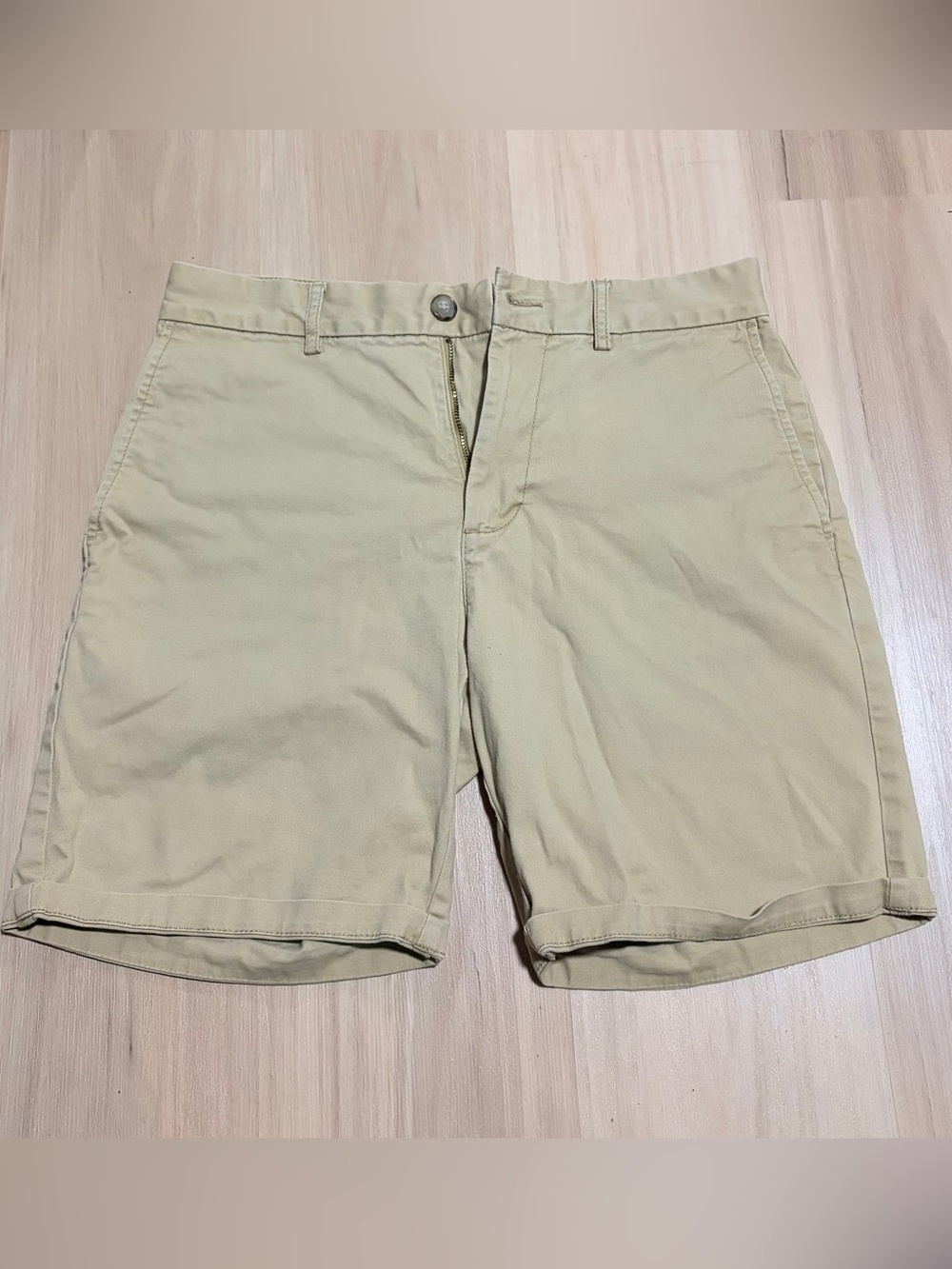 Old Navy Beige Flat-Front Women’s Shorts